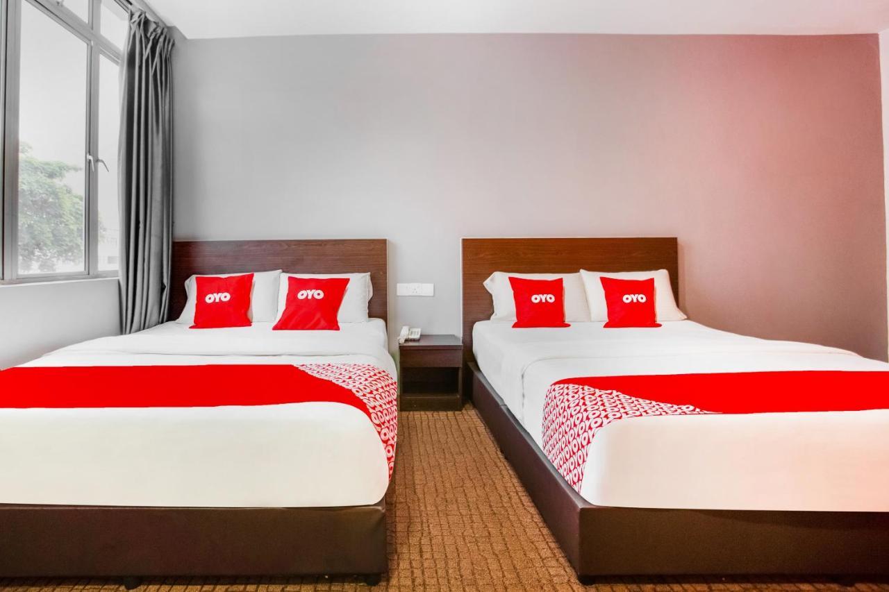 OYO 89652 P Line Hotel Johor Bahru Exterior foto