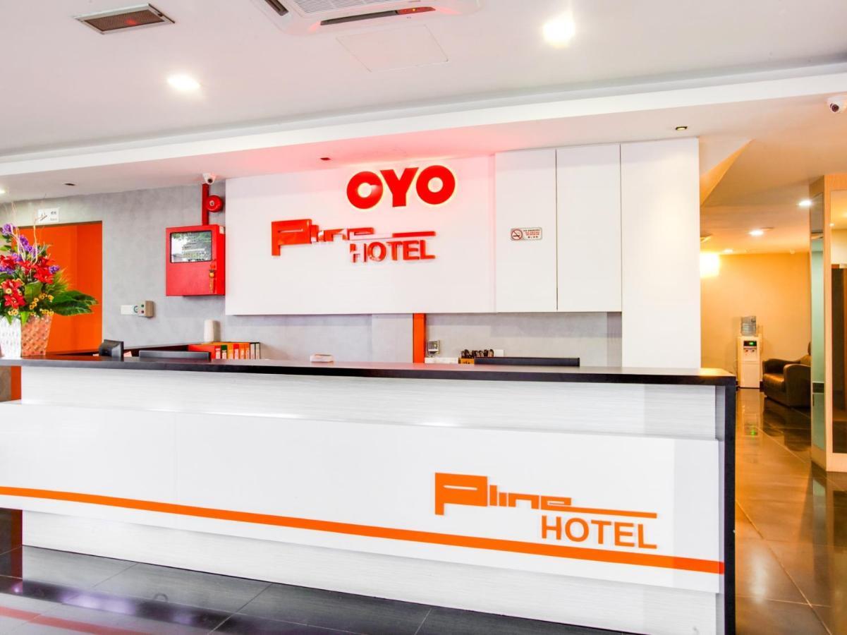 OYO 89652 P Line Hotel Johor Bahru Exterior foto